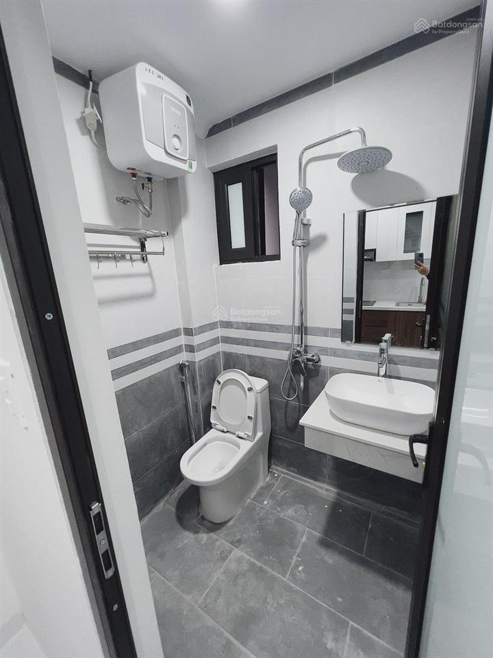 Bán cắt lỗ! chung cư giá rẻ e1 hào nam  ô chợ dừa  đống đa