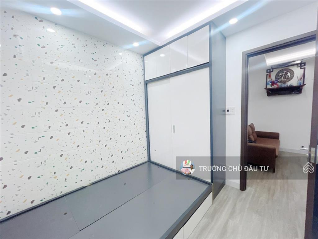 Cho thuê căn 2 ngủ 1 khách ở ngõ quỳnh  thanh nhàn  hai bà trưng  giá 8tr  full đồ
