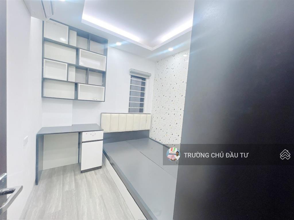 Cho thuê căn 2 ngủ 1 khách ở ngõ quỳnh  thanh nhàn  hai bà trưng  giá 8tr  full đồ