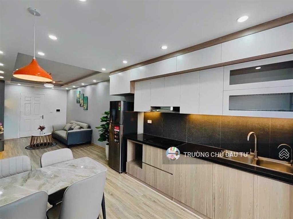 Sổ đỏ vĩnh viễn. chung cư c1 hào nam  ô chợ dừa  đống đa  gần ga tàu điện ngầm
