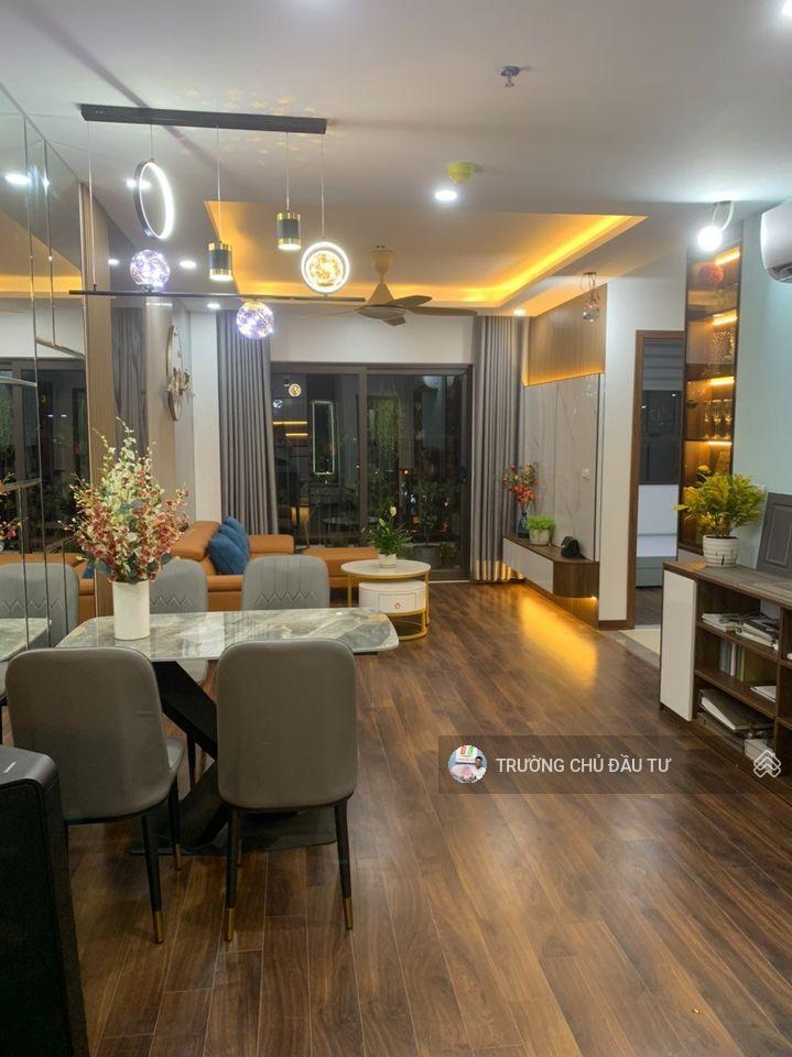 Bán cắt lỗ! chung cư giá rẻ c1 phạm văn đồng  hoàng quốc việt  nam từ liêm! full nội thất