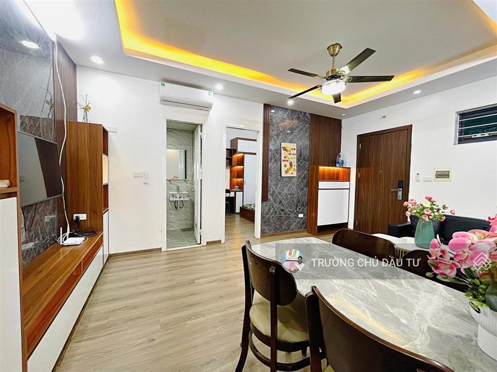 Bán cắt lỗ! chung cư c1 kim mã  nguyễn thái học  gần văn miếu  bến xe kim mã  full đồ