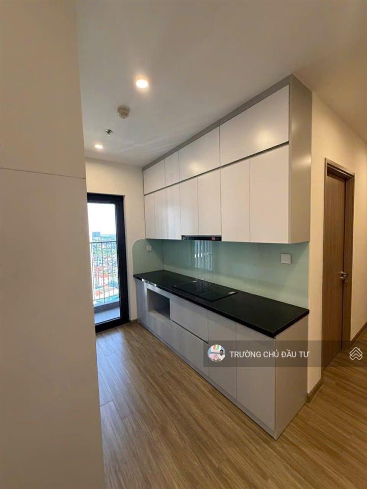 Giá rẻ! full nội thất! chung cư e1 phạm văn đồng  gần công viên hòa bình  bắc từ liêm.
