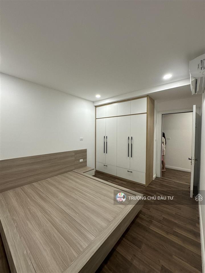 Giá rẻ! sổ hồng vĩnh viễn! chung cư a1 kim mã  nguyễn thái học  ba đình! full nội thất