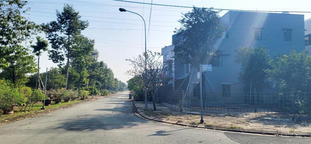 Bán nhanh lô/nền đất đường thương mại (lộ giới 30m), khu g3,  ngay giá tốt nhất.