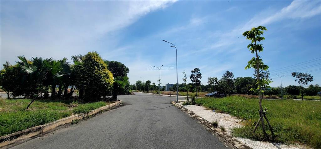 Bán lô biệt thự khu b5, kđt làng sen việt nam, gía chỉ 2,05 tỷ