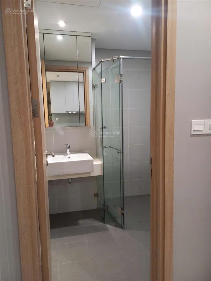 Bán căn hộ 1pn tầng cao tại diamond lotus riverside,  ngay