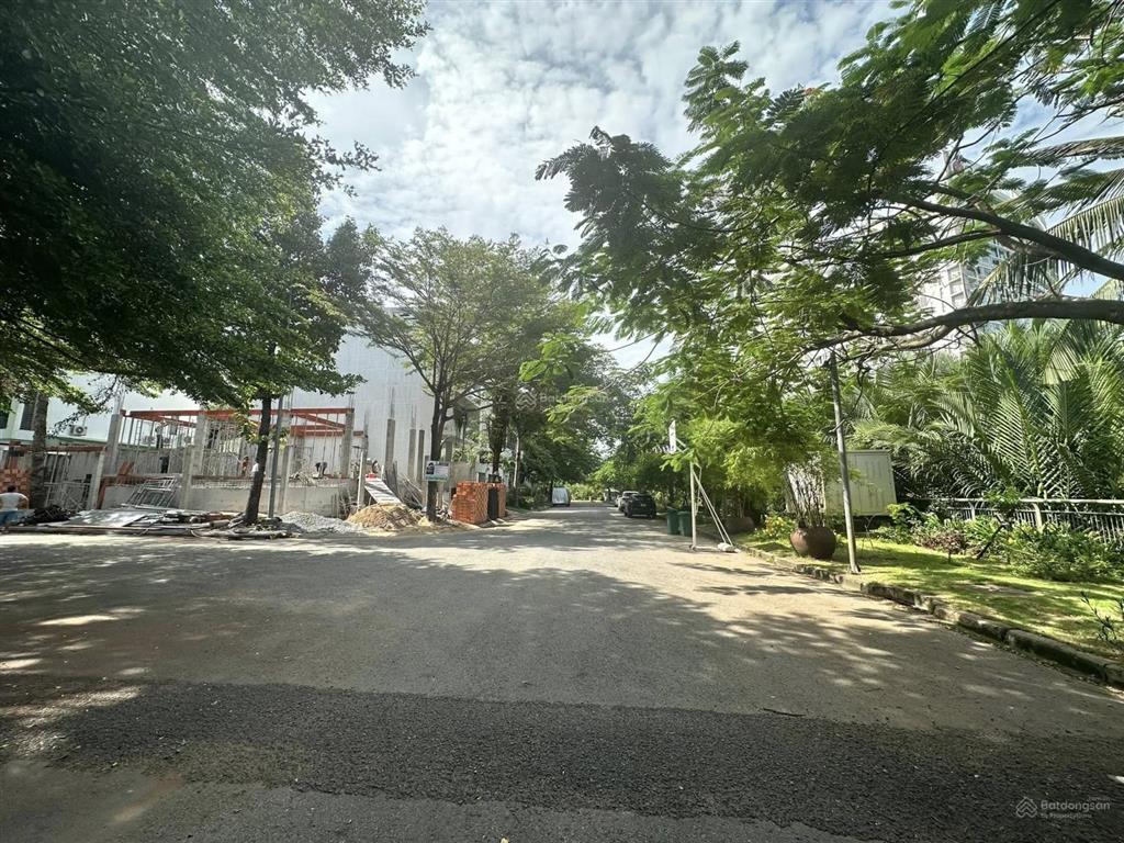 Duy nhất dự án còn sót lại đúng 1 lô 10x20m, giá 29 tỷ bớt lộc  cam kết ko có lô thứ 2 rẻ hơn