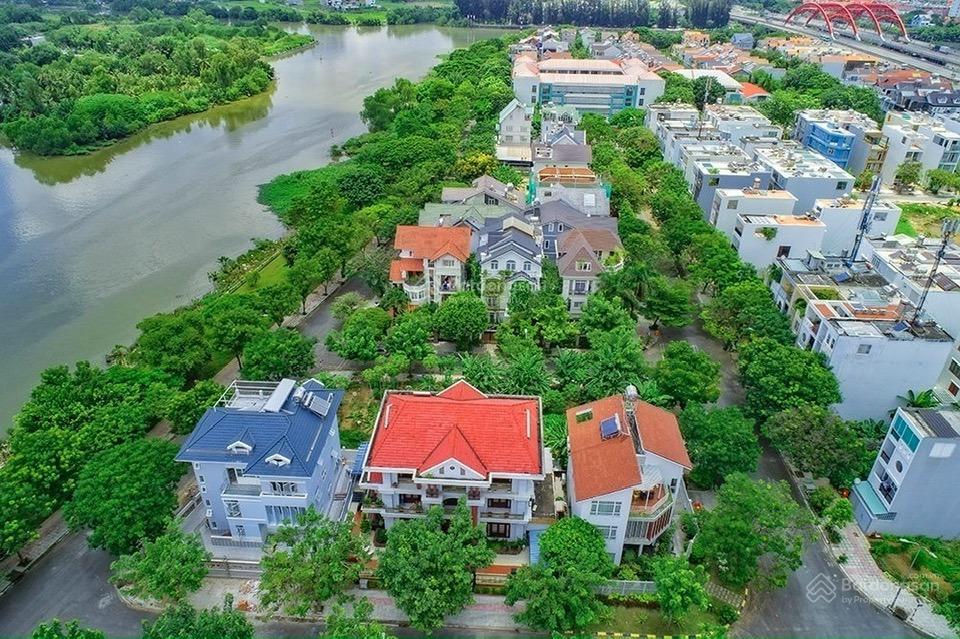 Hàng kín lô góc 2 mặt tiền đường số 8  giá 1x. tỷ  0903 315 *** để biết thêm thông tin