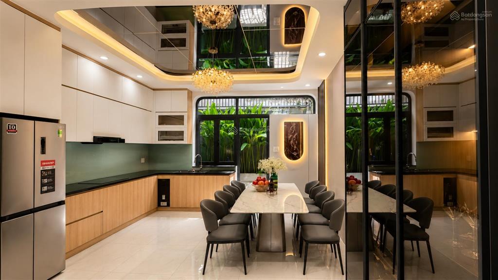 Nhỉnh 16 xách vali vào ở ngay nhà hoàn thiện đẹp tđc phú mỹ mt d4 có thang máy