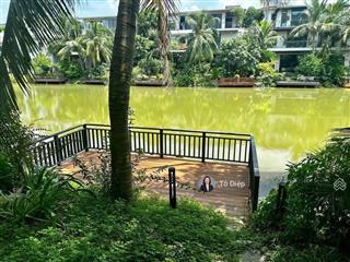Chính chủ cần bán căn biệt thự đảo 300m2 hồ đông nam