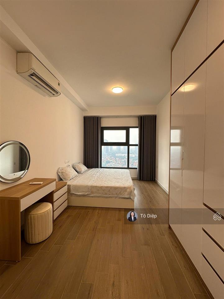 Cần bán 3 phòng ngủ 90m2 5,3 tỉ ecopark