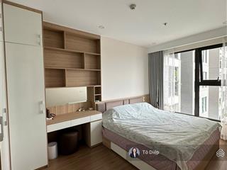 Bán cc sky oasis, 6,7 tỷ, 97m2, 3pn, 2wc  đông nam view hồ cực hiếm