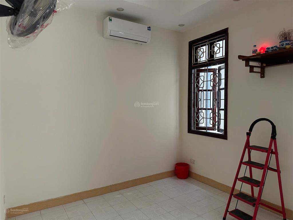 Nhà riêng chính chủ tại số 6, ngách 15, ngõ 19, phố kim đồng, phường tương mai, hà nội.
