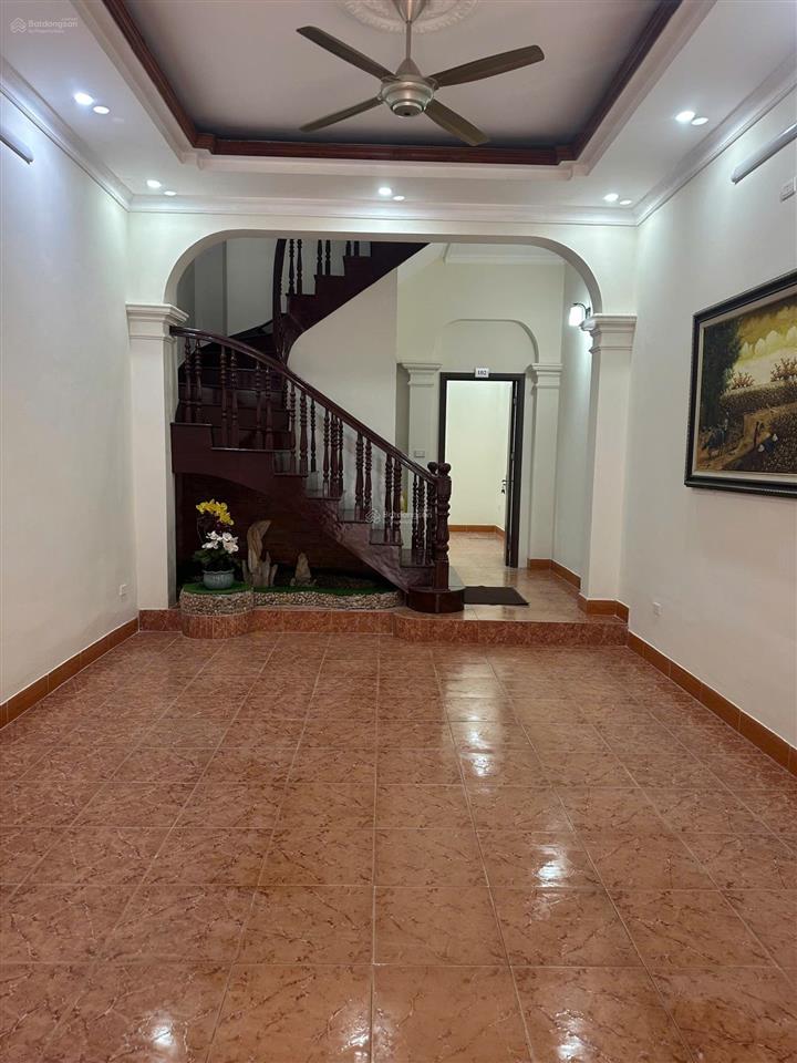Nhà riêng cho thuê tại số 6, ngách 15 ngõ 19, phố kim đồng
