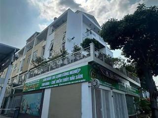 Cho thuê nhà phố, biệt thự tại kdc jamona golden silk quận 7  dt 5.2x20m, 7x20m giá chỉ 25tr/tháng