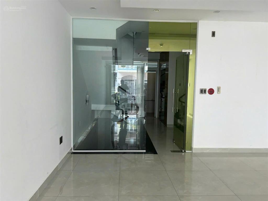 Cho thuê nhà phố kdc him lam  vị trí đẹp dễ kinh doanh  đường số 2
