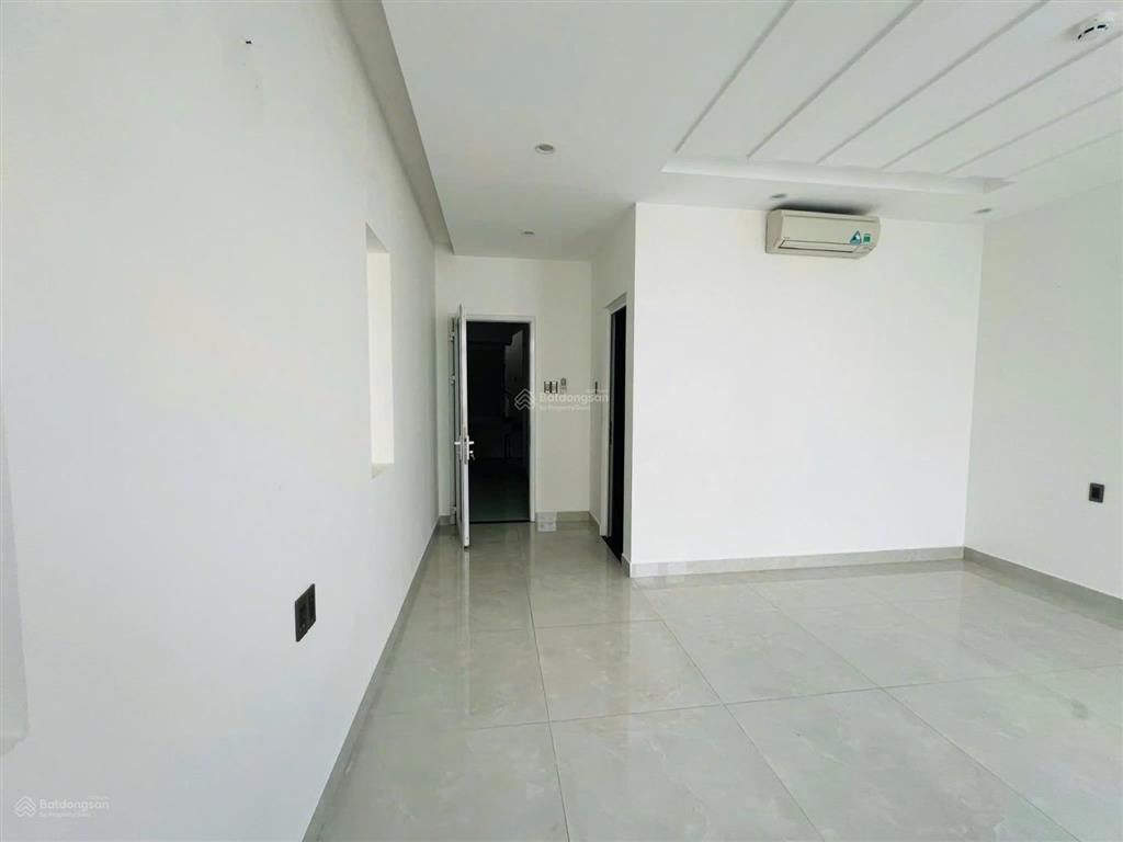 Cho thuê nhà phố kdc him lam  vị trí đẹp dễ kinh doanh  đường số 2