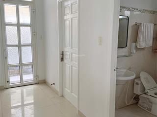 Biệt thự sadeco diện tích 300m2 cực rộng giá thuê chỉ 40 triệu/tháng