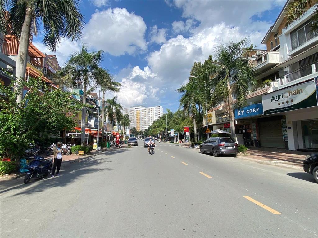 Cho thuê nhà đối diện vincom đường trần trọng cung 30m  45 triệu