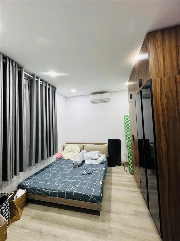 Nhà ngang 6,5m hiếm 4 tầng full nội thất cao cấp hẻm 7m xe hơi