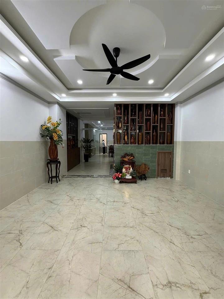 Chdv 5 tầng cao cấp, mới xây siêu vip ngay đại học cảnh sát, đh ngân hàng. dòng tiền 80tr/tháng