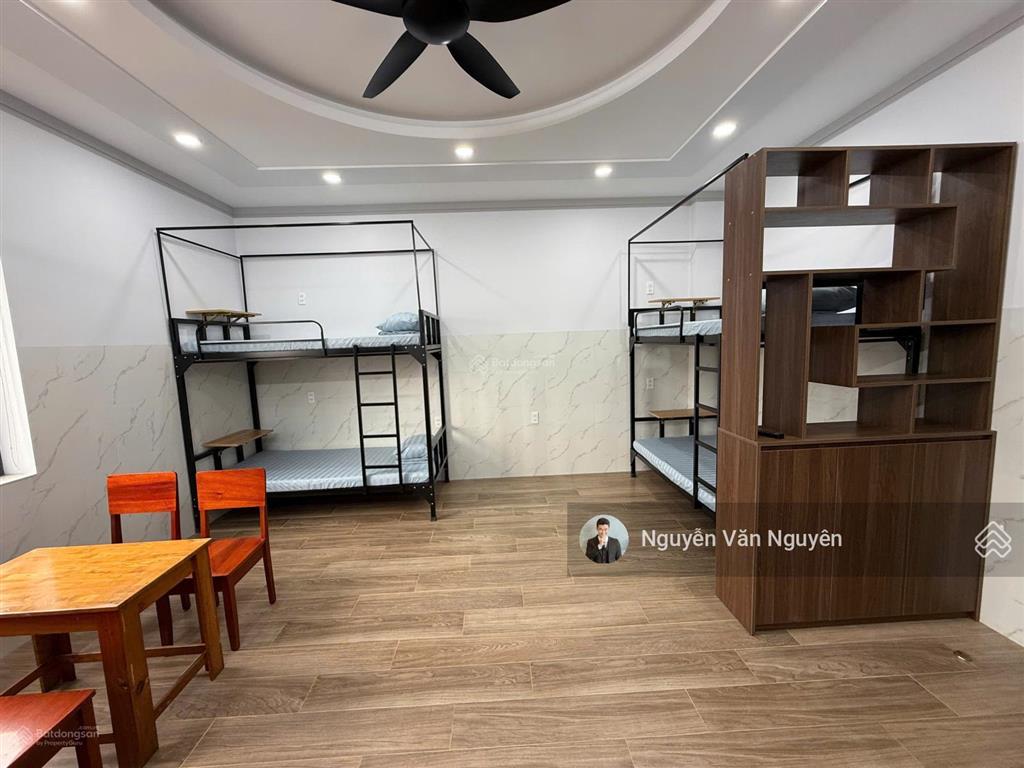 Chdv 5 tầng cao cấp, mới xây siêu vip ngay đại học cảnh sát, đh ngân hàng. dòng tiền 80tr/tháng