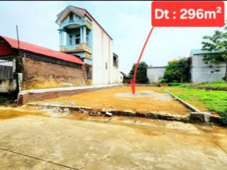 Mềm nhất linh sơn  hòa lạc, trục làng dt 300m2, mt 10m, giá hơn 30tr/m2