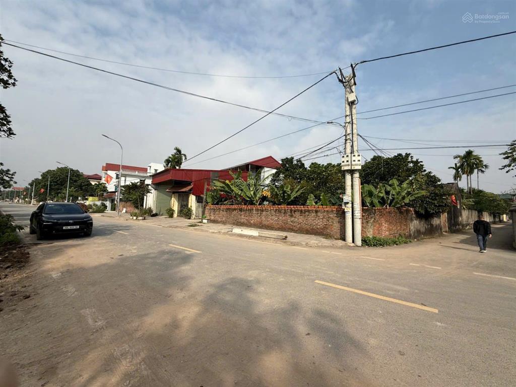 Tài chính 3,x tỷ vô cùng hiếm hàng đất sài sơn. em mời anh chị nghiên cứu lô đất này ạ