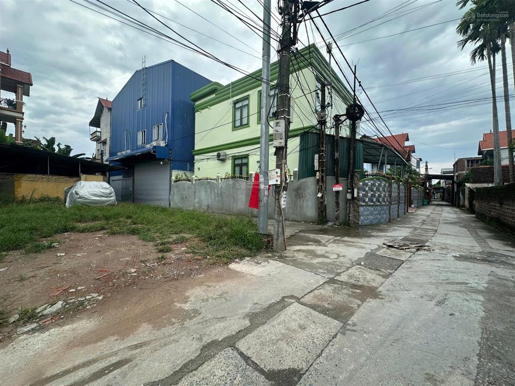 Bán đất phúc đức, sài sơn, quốc oai. diện tích 102m2, trục chính, kinh doanh, ngõ ô tô chạy thông