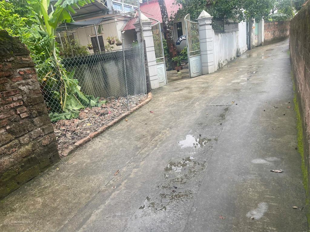 Bán đất sài sơn, quốc oai. vị trí gần đường dh08, ngõ thông.