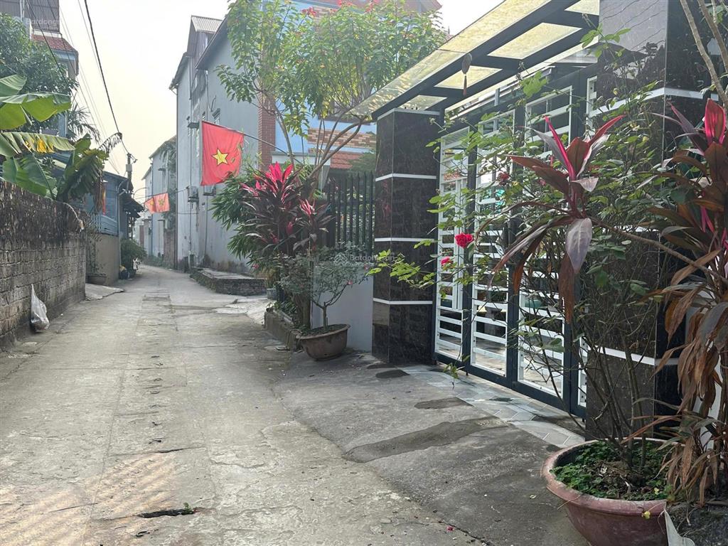 Chính chủ gửi bán đất năm trại, sài sơn, quốc oai.