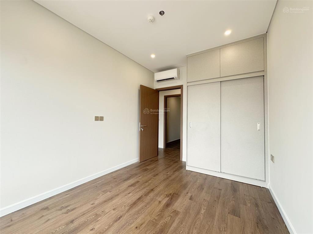 Vào luôn hoàng thành pearl  mỹ đình giá 18tr/th 112m2 3pn nội thất đẹp, có slot otô 0971 759 ***