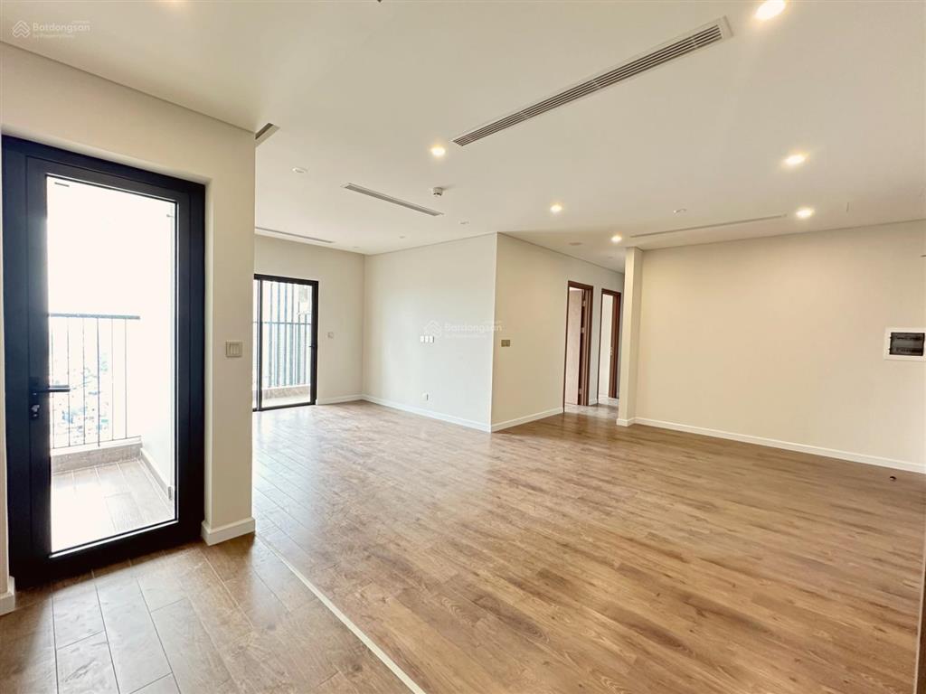 Vào luôn hoàng thành pearl  mỹ đình giá 18tr/th 112m2 3pn nội thất đẹp, có slot otô 0971 759 ***