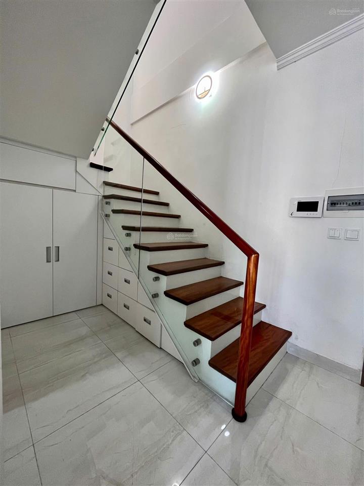 Cho thuê ch duplex vinhomes gardenia, mỹ đình 110m2 3pn đủ đồ đẹp,tầng cao giá 20tr/th 0968 113 ***