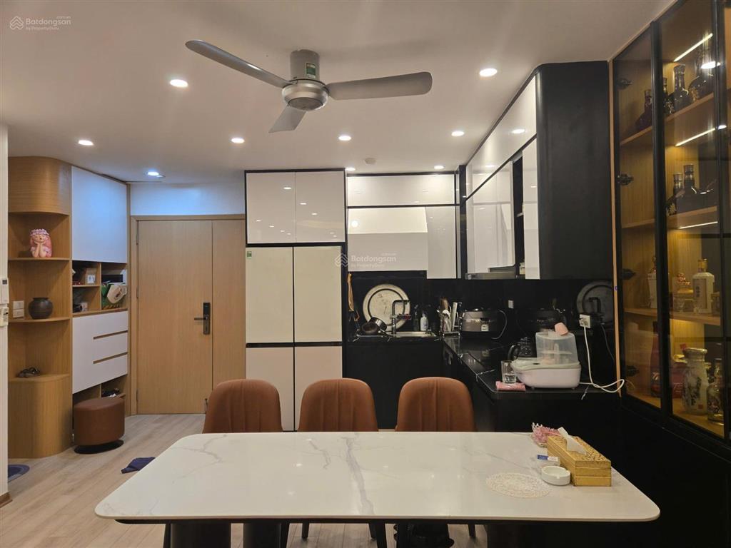 Cho thuê căn hộ tại cc c6 mỹ đìnhtrần hữu dực 130m2 4pn full đồ nhà đẹp giá 15,5tr/th 0824 825 ***
