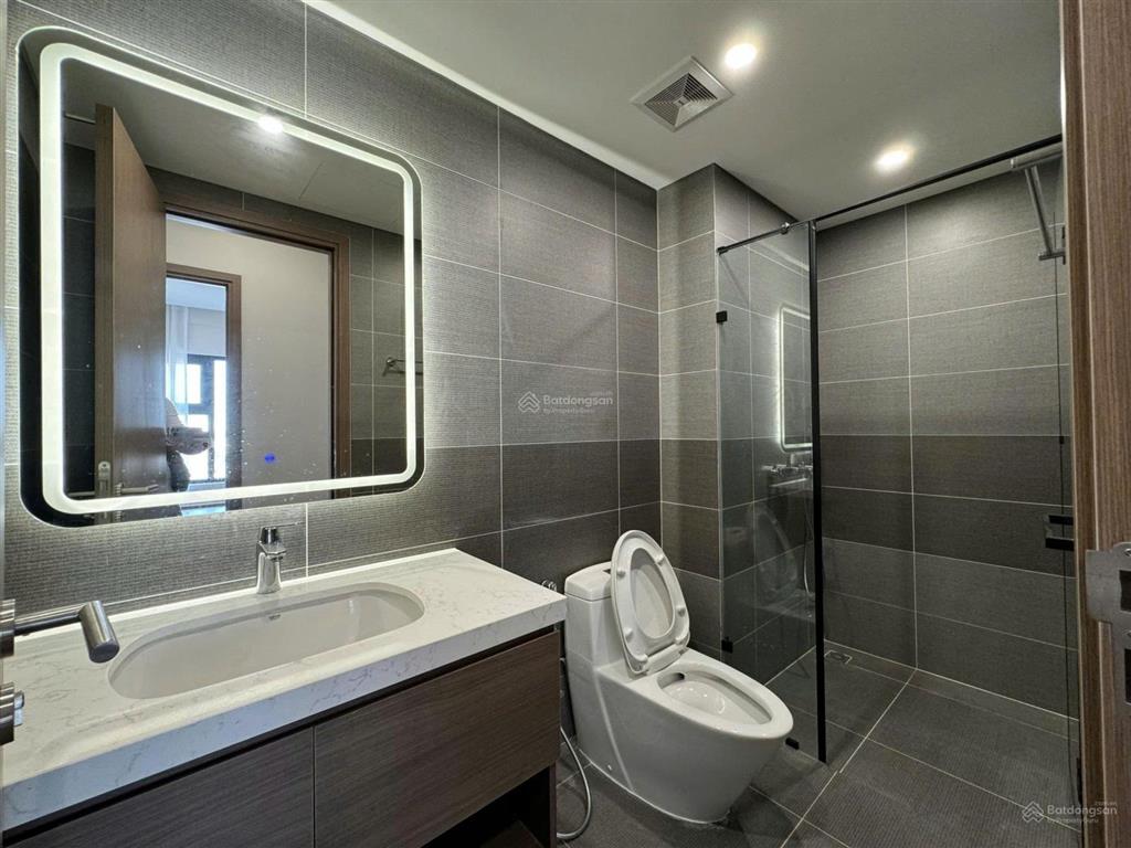 Cho thuê căn hộ 120m2 3 ngủ full đồ nhà đẹp ở hoàng thành pearl  mỹ đình giá 19tr/th 0968 113 ***