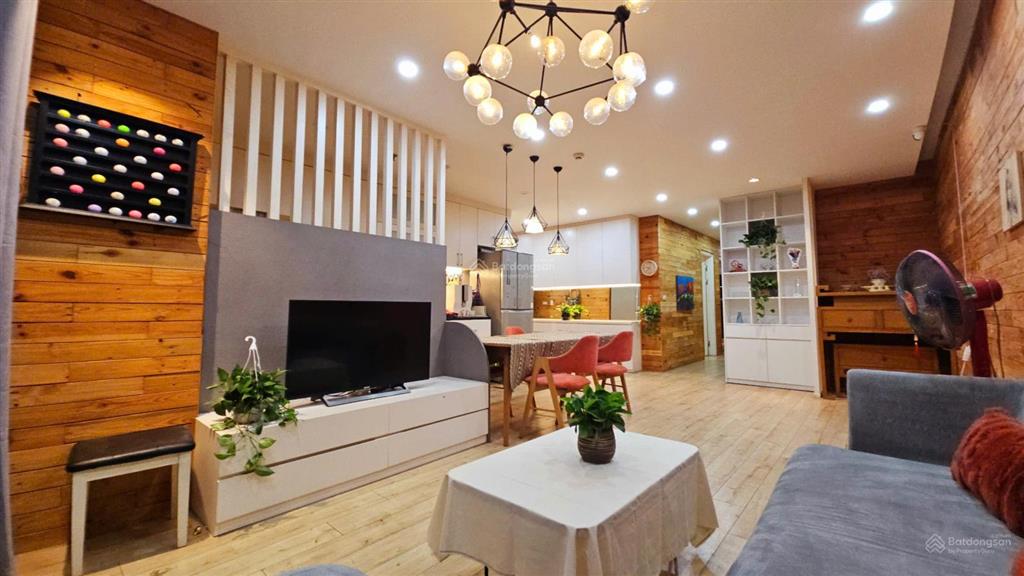 Cho thuê căn hộ, nhà 2pn, 3pn, 4pn tại golden palace, mễ trì giá tốt thị trường  0971 759 ***