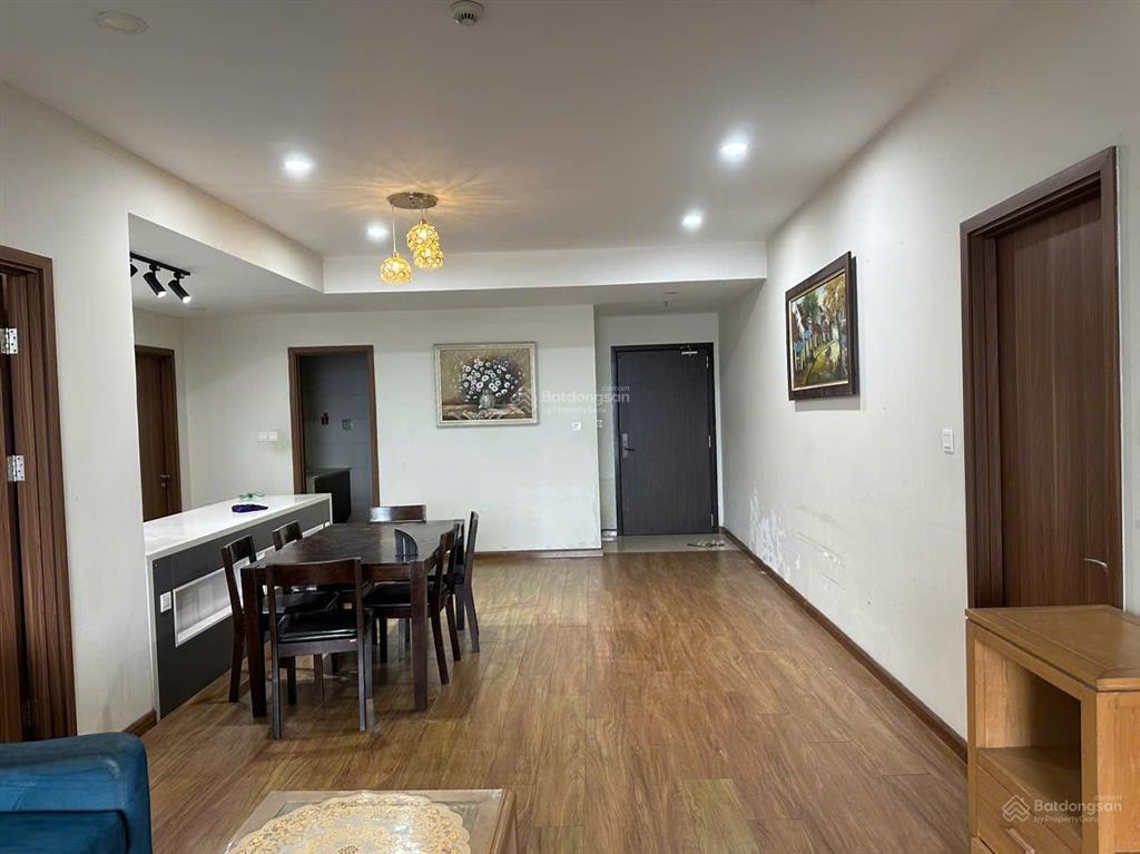Vào luôn căn hộ ở discovery  cầu giấy 150m2 3pn 2vs full nội thất nhà đẹp giá 23tr/th 0968 113 ***