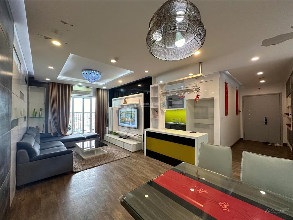 Chính chủ cho thuê golden palace  mễ trì 120m2 3pn 2vs full nội thất đẹp giá 17tr/th 0968 113 ***