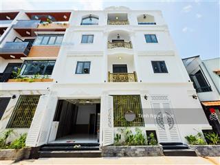 Cơ hội hiếm có để sở hữu căn nhà phố ngang 10m siêu rộng có thang máy  giá 8.5 tỷ, 10.7x8m