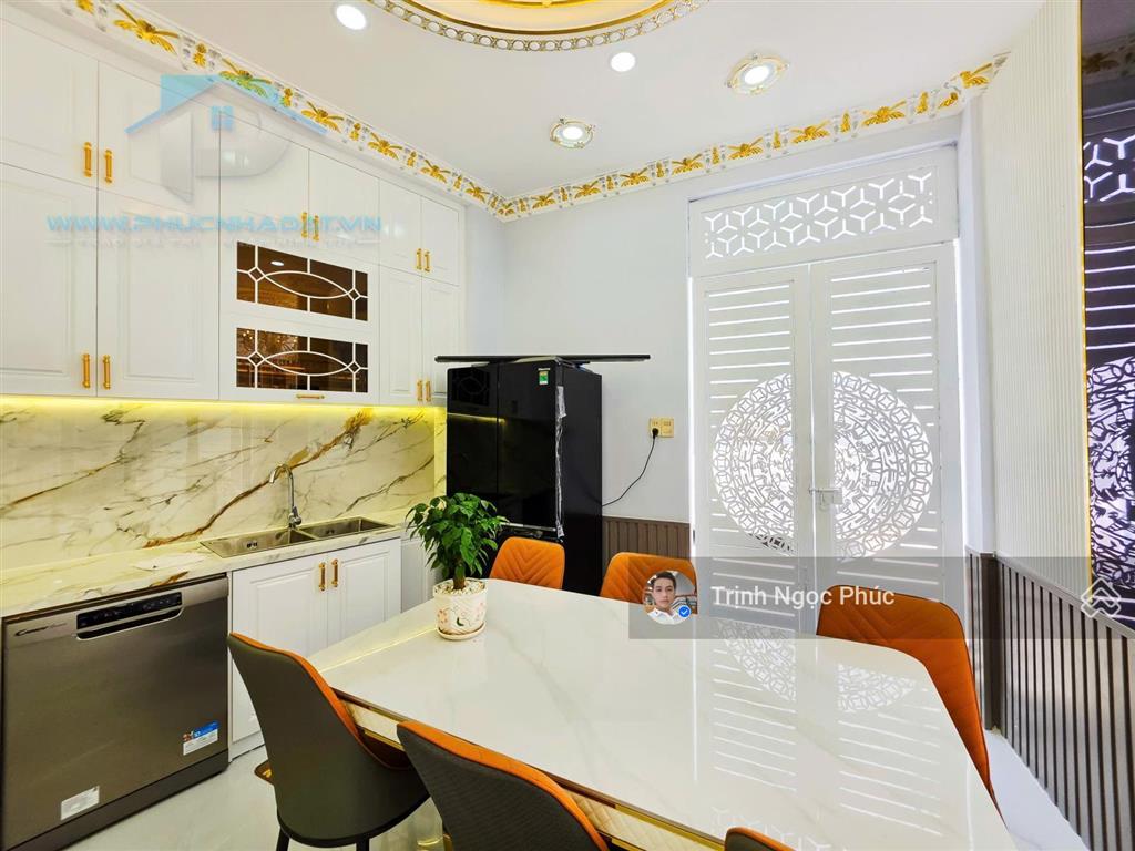 Cơ hội hiếm có để sở hữu căn nhà phố ngang 10m7 siêu rộng có thang máy  giá 8.5 tỷ, 10.7x8m