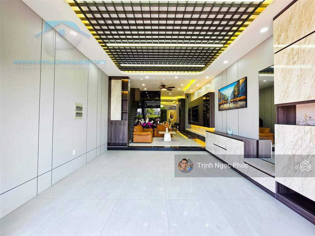 Căn duy nhất còn sót lại, ngang 5m có thang máy, bước 1 bước ra công viên quận 7  giá 17.5 tỷ