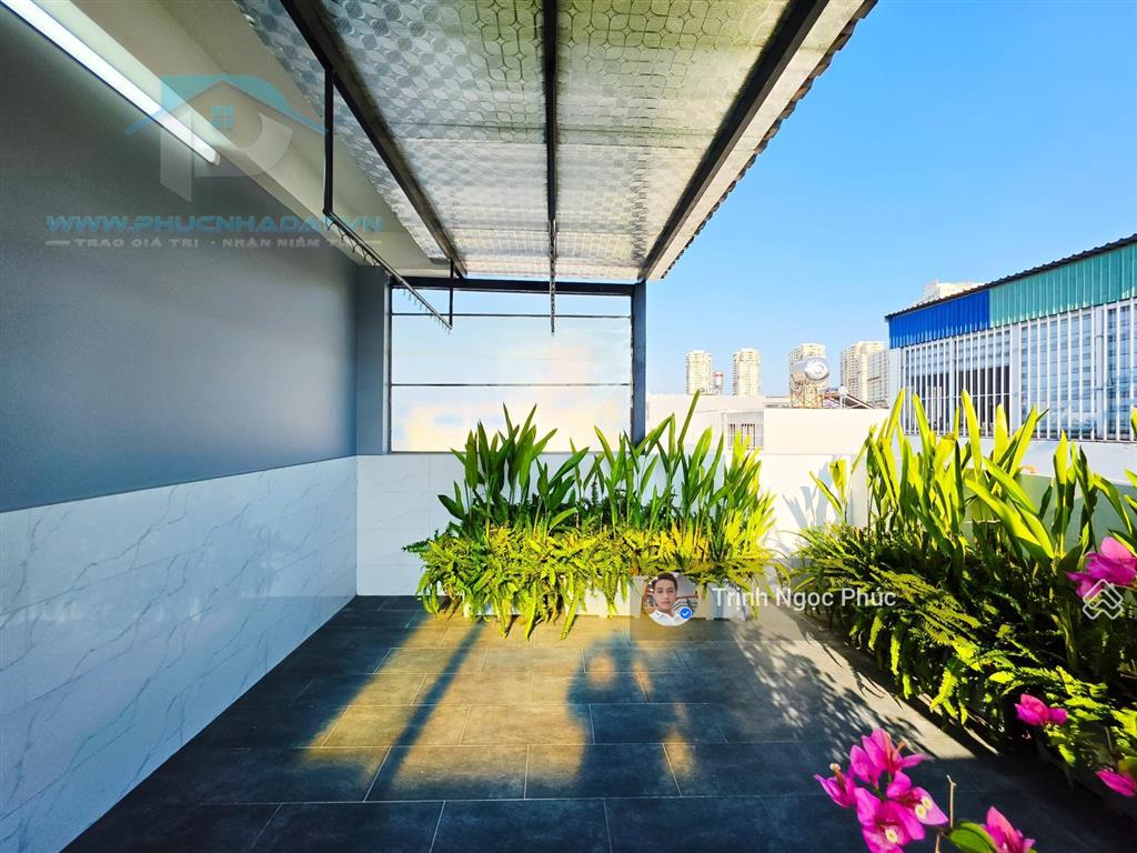 Căn duy nhất còn sót lại, ngang 5m có thang máy, bước 1 bước ra công viên quận 7  giá 17.5 tỷ