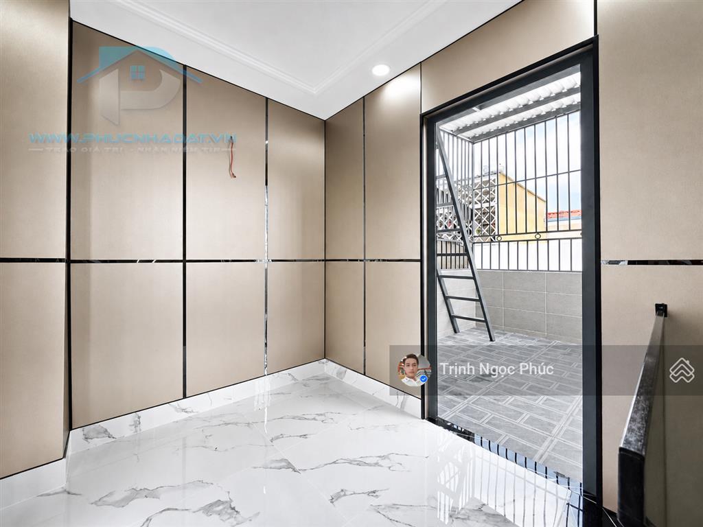 Nhà đẹp hiện đại chạm là mở ở là mê kdc sài gòn mới nhà bè  giá 7.49 tỷ, 4.5x12m