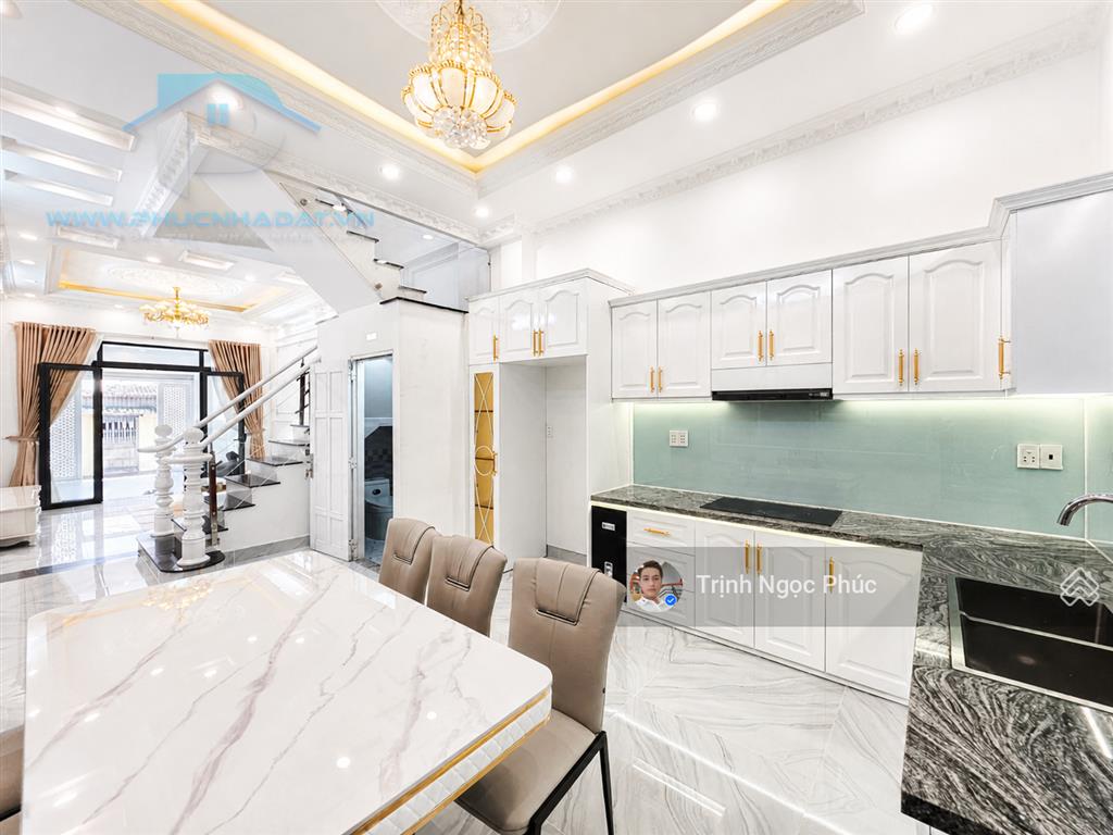 Chỉ 5 phút sang phú mỹ hưng  nhà đẹp hẻm xe hơi "về ở ngay"  giá 7.19 tỷ, 4x19m