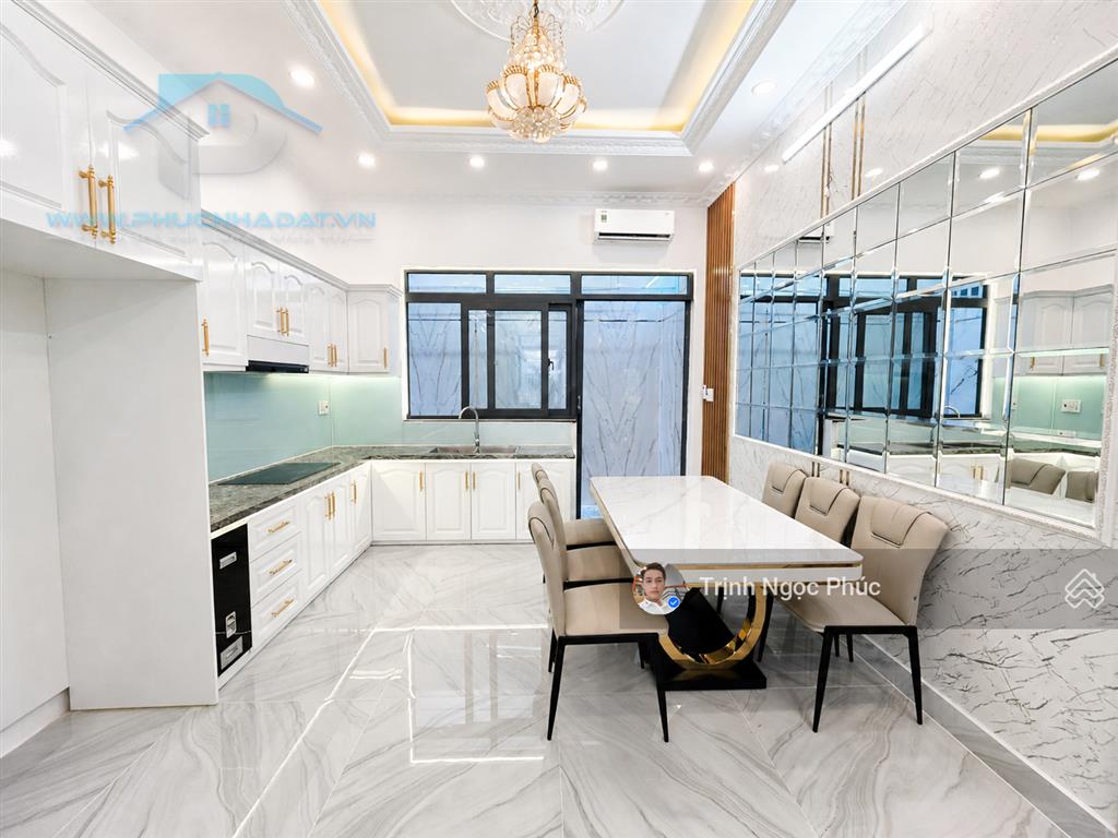 Chỉ 5 phút sang phú mỹ hưng  nhà đẹp hẻm xe hơi "về ở ngay"  giá 7.19 tỷ, 4x19m