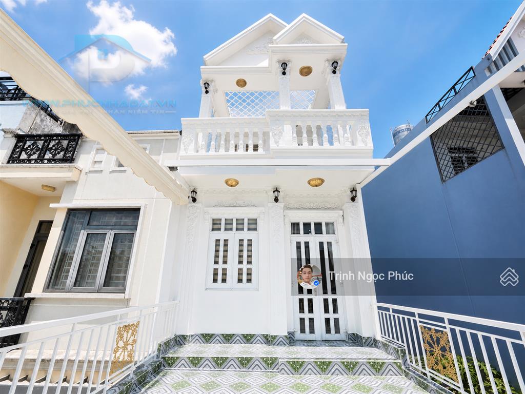 Chỉ 5 phút sang phú mỹ hưng  nhà đẹp hẻm xe hơi "về ở ngay"  giá 7.19 tỷ, 4x19m