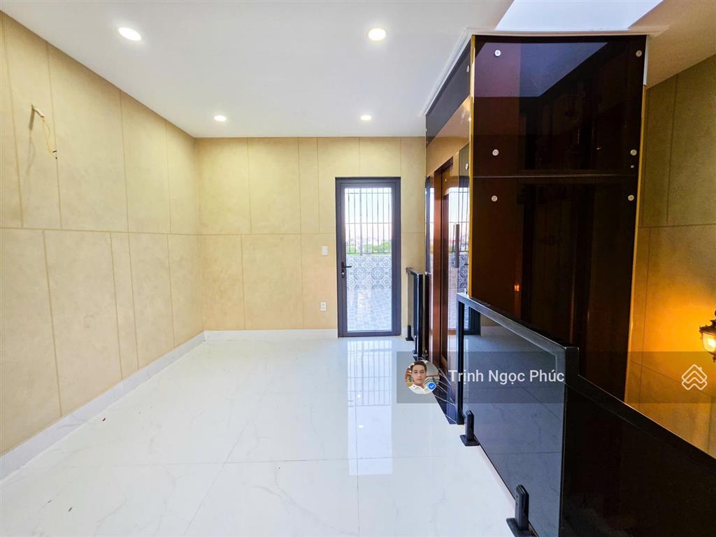 Tận hưởng cuộc sống thượng lưu chỉ với 8,9 tỷ tại đào tông nguyên nhà bè  5x16m