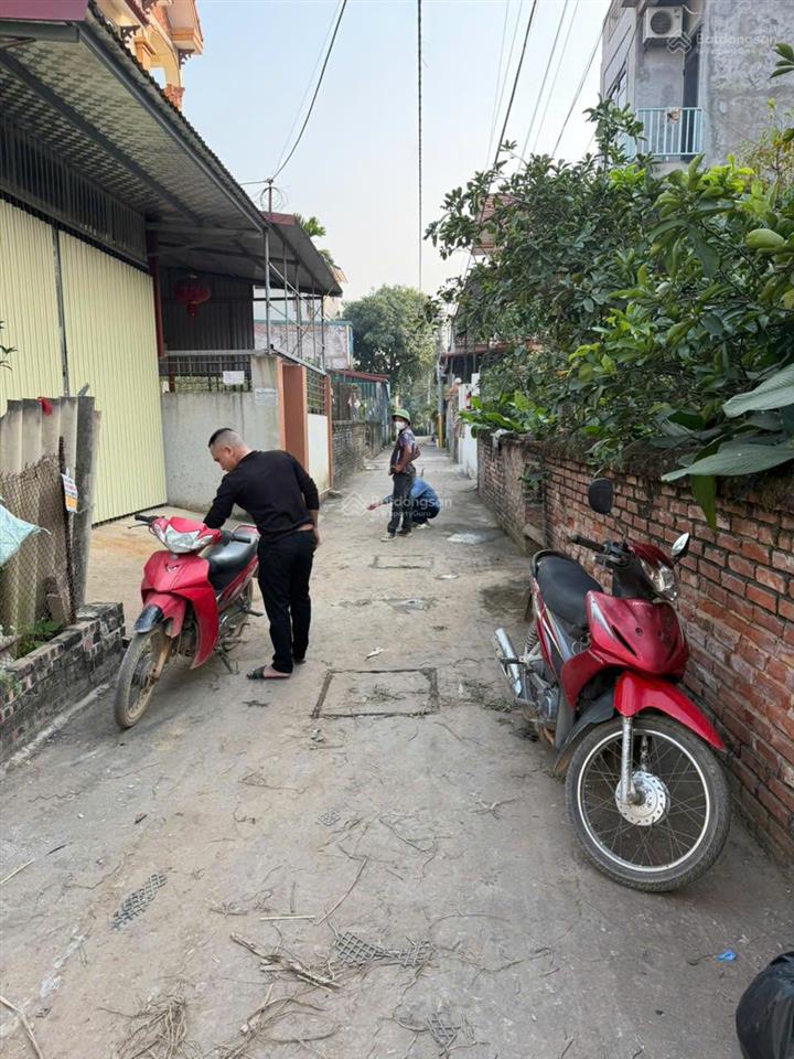 Cc gửi bán lô đất 90m2 tại thôn văn quán, xã mê linh, gần đường 48m, ngõ ô tô, mặt tiền 5m